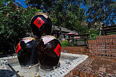 《拳皇15》新参战角色库克里宣传片 操控砂尘神秘男